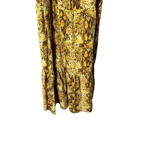 FAITHFULL THE BRAND x REVOLVE Rumi Linen Snake Print Midi Dress - Picture 6 of 11